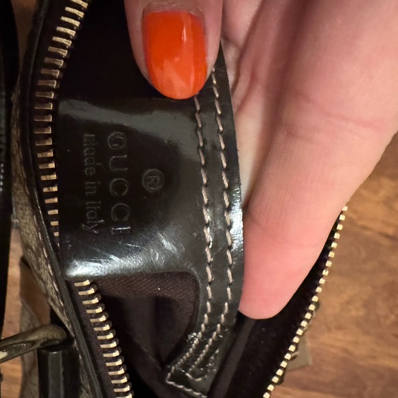 Gucci Handbag - Picture 4 of 10